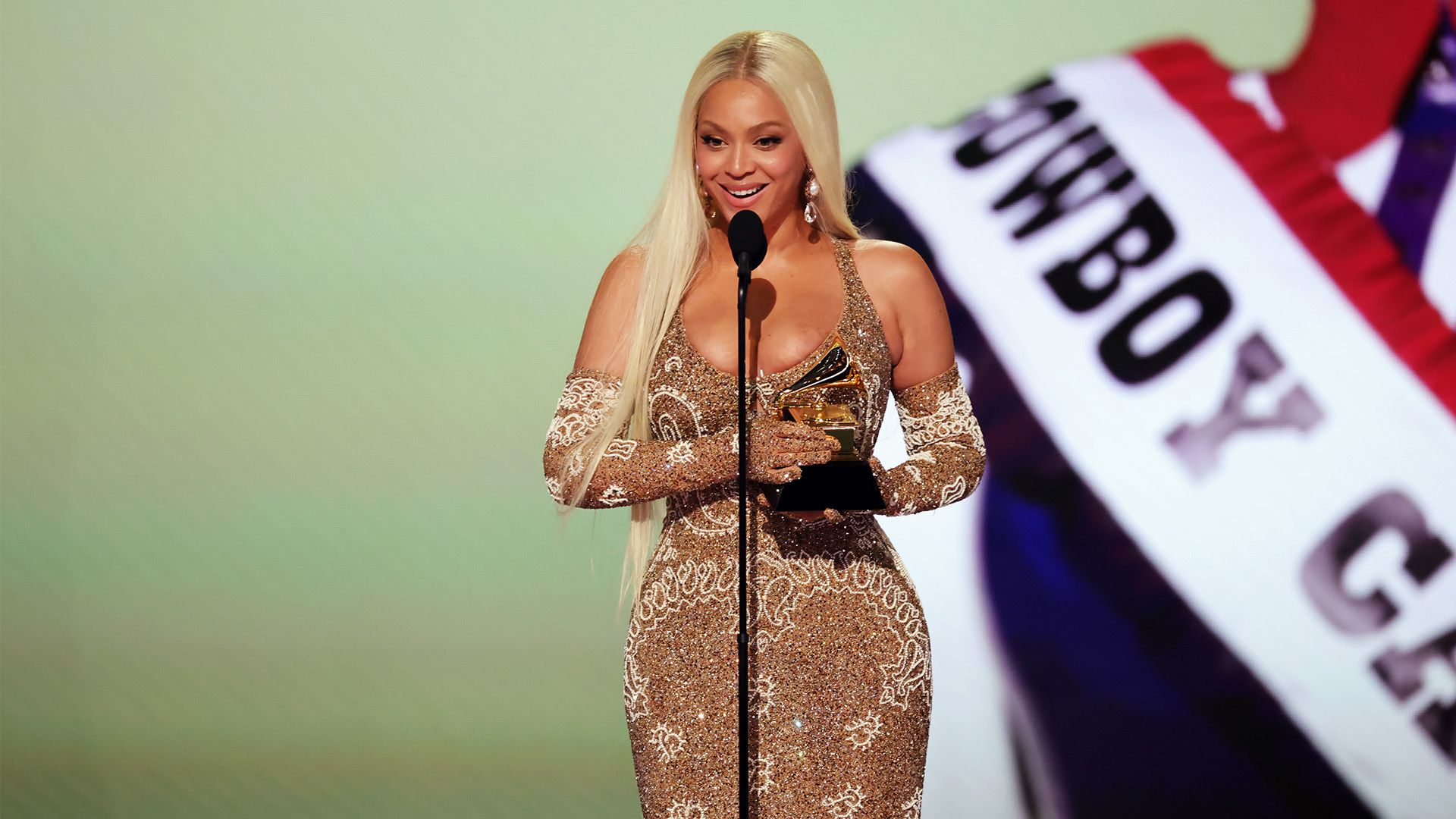 底拿了几次 底拿了几次